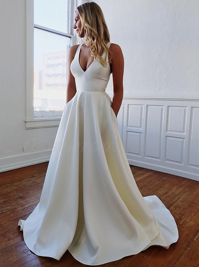 Sleeveless White Wedding Dress 