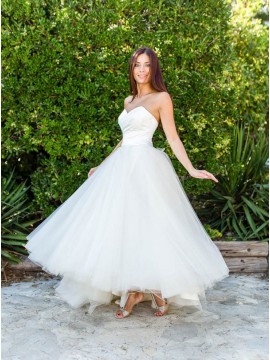 A-line Sweetheart Ankle-Length White Simple Tulle Wedding Dress