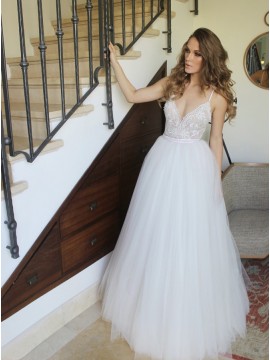 A-Line Spaghetti Straps Floor-Length White Wedding Dress with Lace Beading