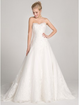 Ball Gown Sweetheart Court Train Lace-Up Wedding Dress with Appliques Beading