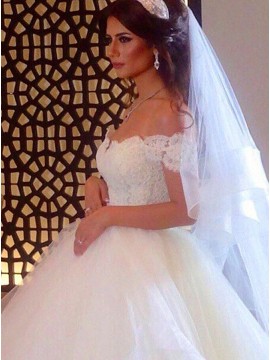Ball Gown Sweetheart Off-the-Shoulder Appliques Tiered Ball Gown Wedding Dress